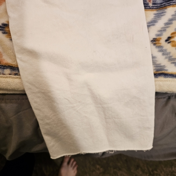 NWT KENSIE Jeans Slim Straight High Rise Allie Raw Hem Stretch Jeans White 10/30 - Picture 7 of 15